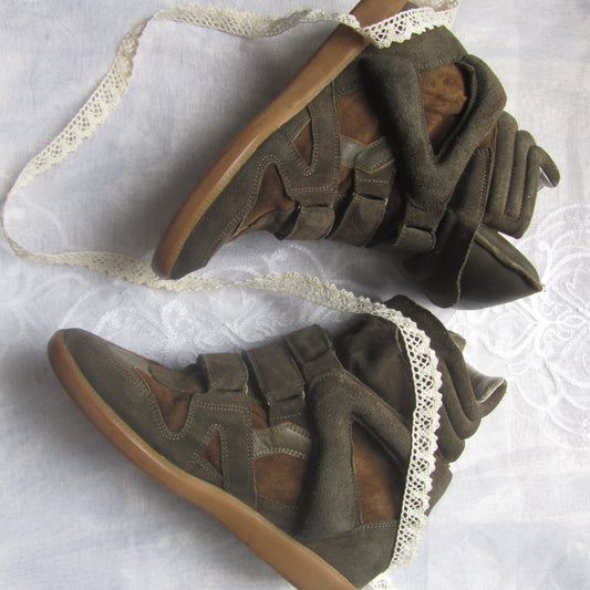 pre loved isabel marant chocolate brown beckett sneakers (size 41)