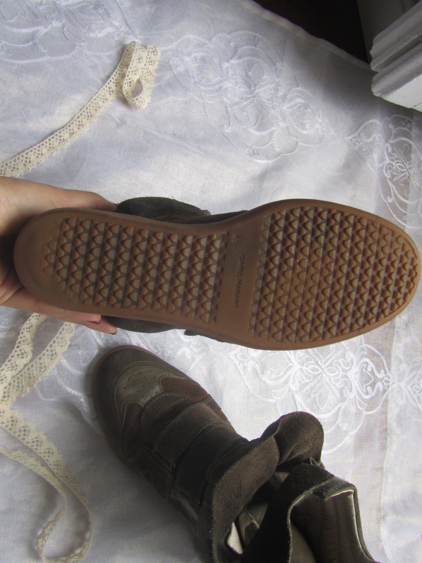 pre loved isabel marant chocolate brown beckett sneakers (size 41)