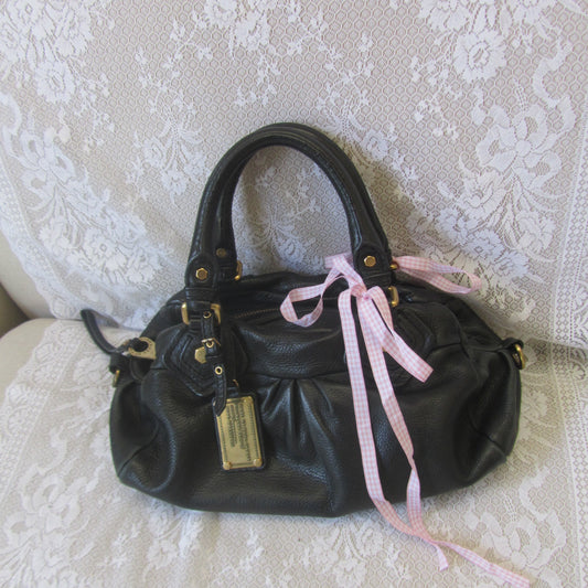 marc by marc jacobs vintage black baby groovee bag