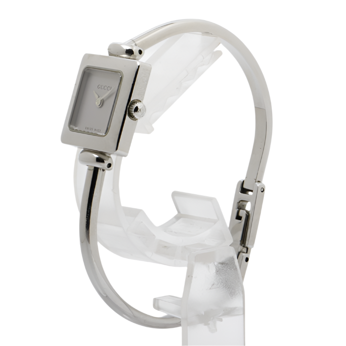 gucci silver classy watch