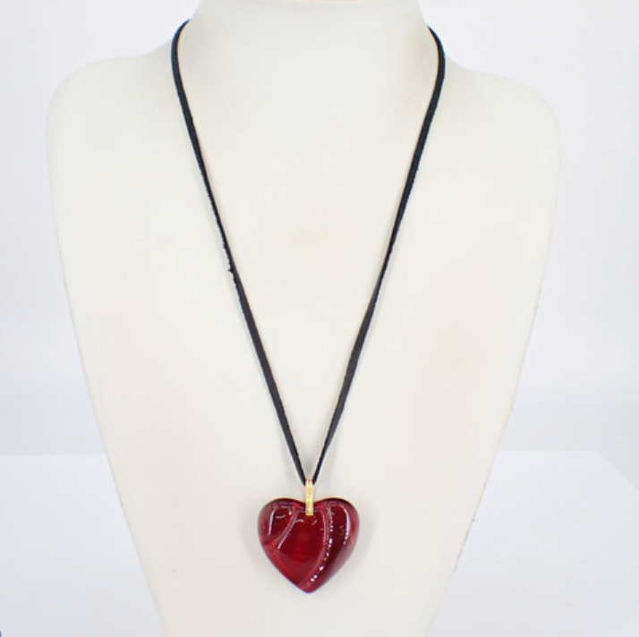 baccarat red crystal heart pendant choker
