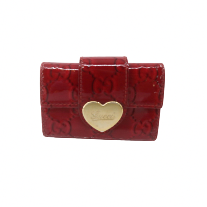 gucci guccissima patent red key case with heart details