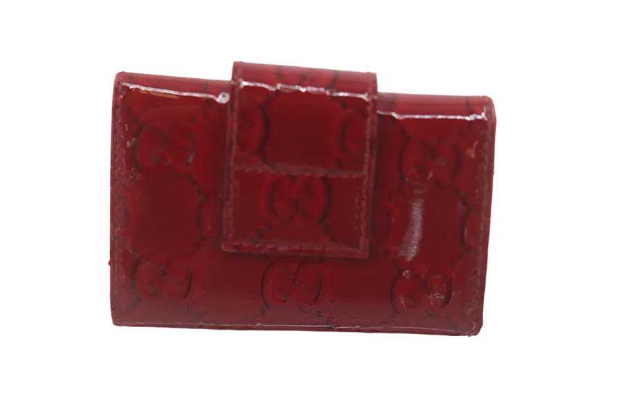 gucci guccissima patent red key case with heart details