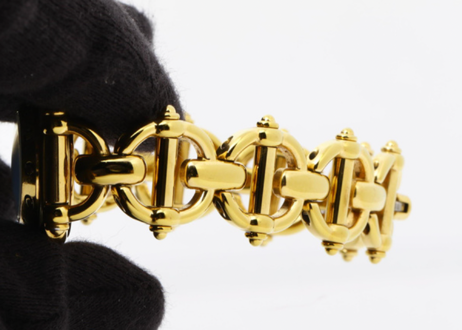 gucci gold-tone bracelet watch