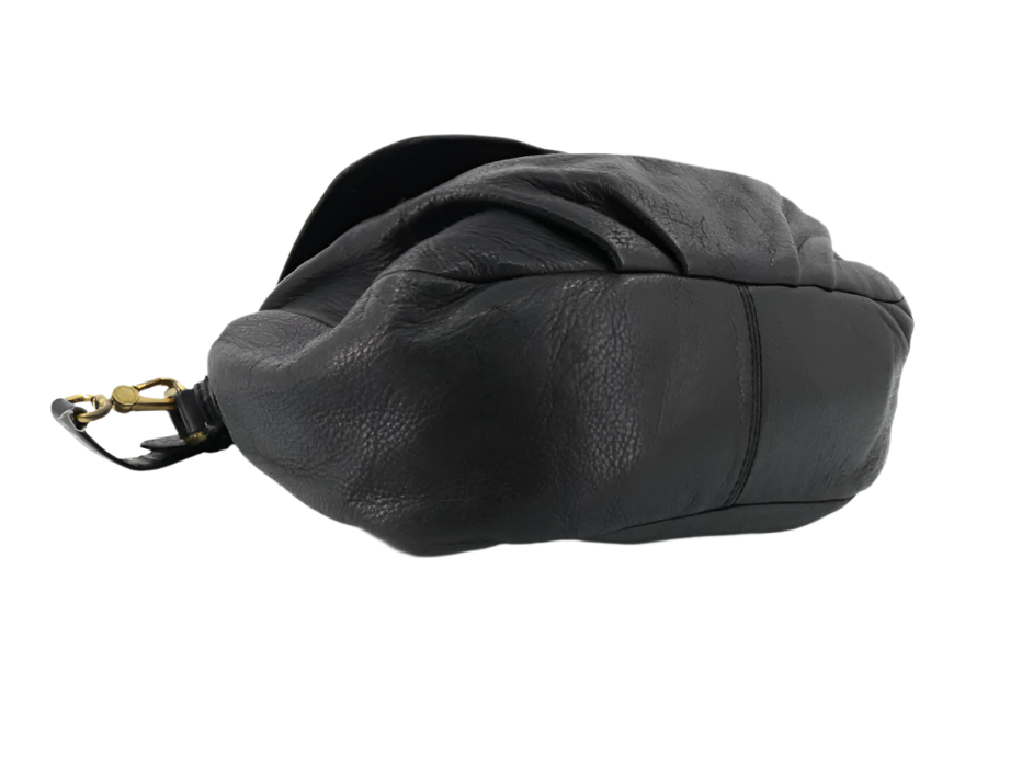 marc by marc jacobs black leather bag