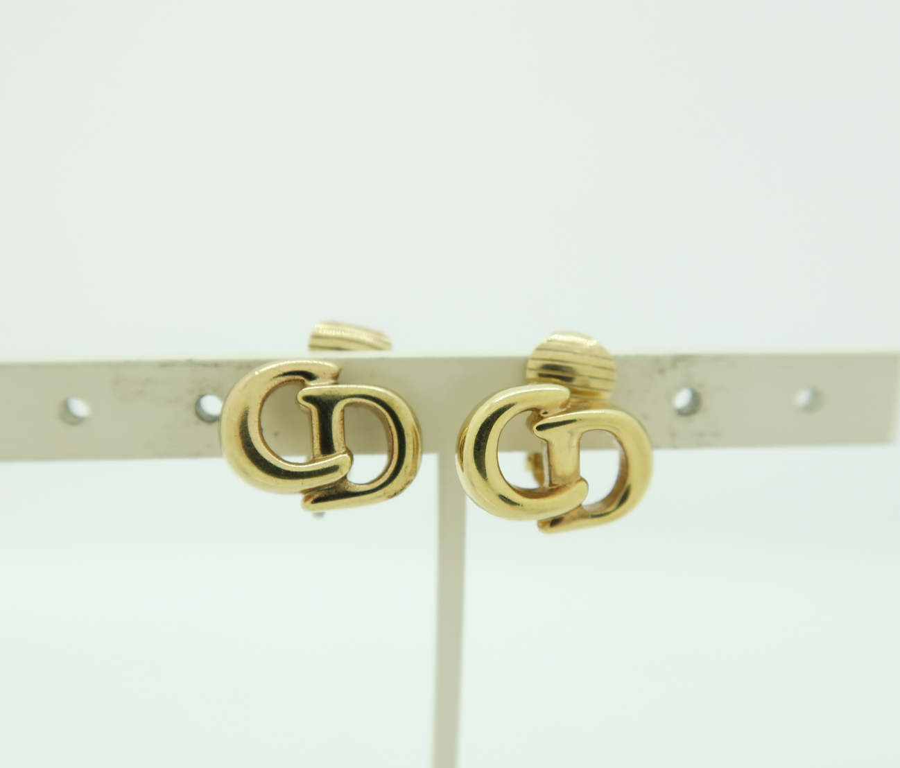dior gold-tone logo clip on earrings