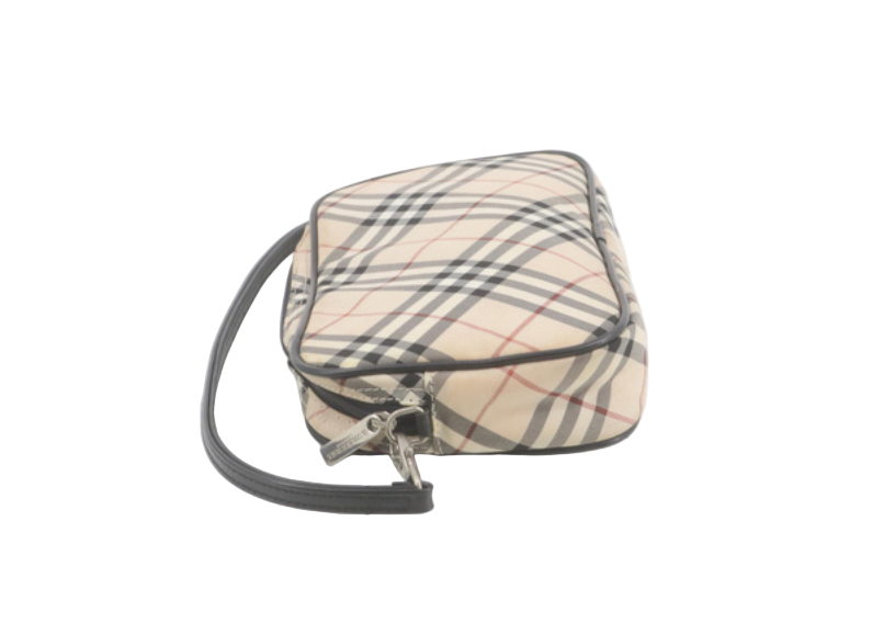burberry cute nova plaid pochette shoulder bag