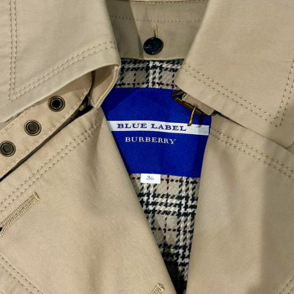 burberry blue label chic trench coat