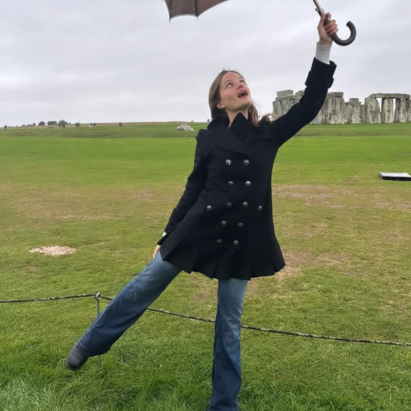 burberry blue label black wool flirty pleated coat