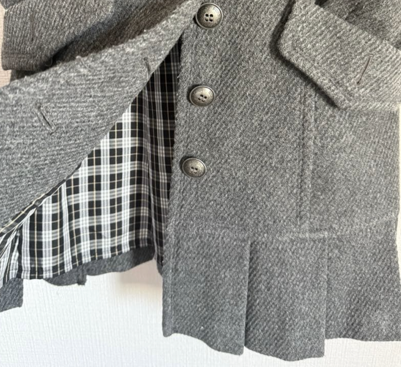 burberry grey pleated flirty dress coat (36)