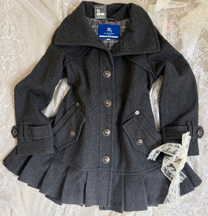 xovintage burberry blue label vintage pleated flirty dress coat IN DARK GREY (S, 38) - Overcoats