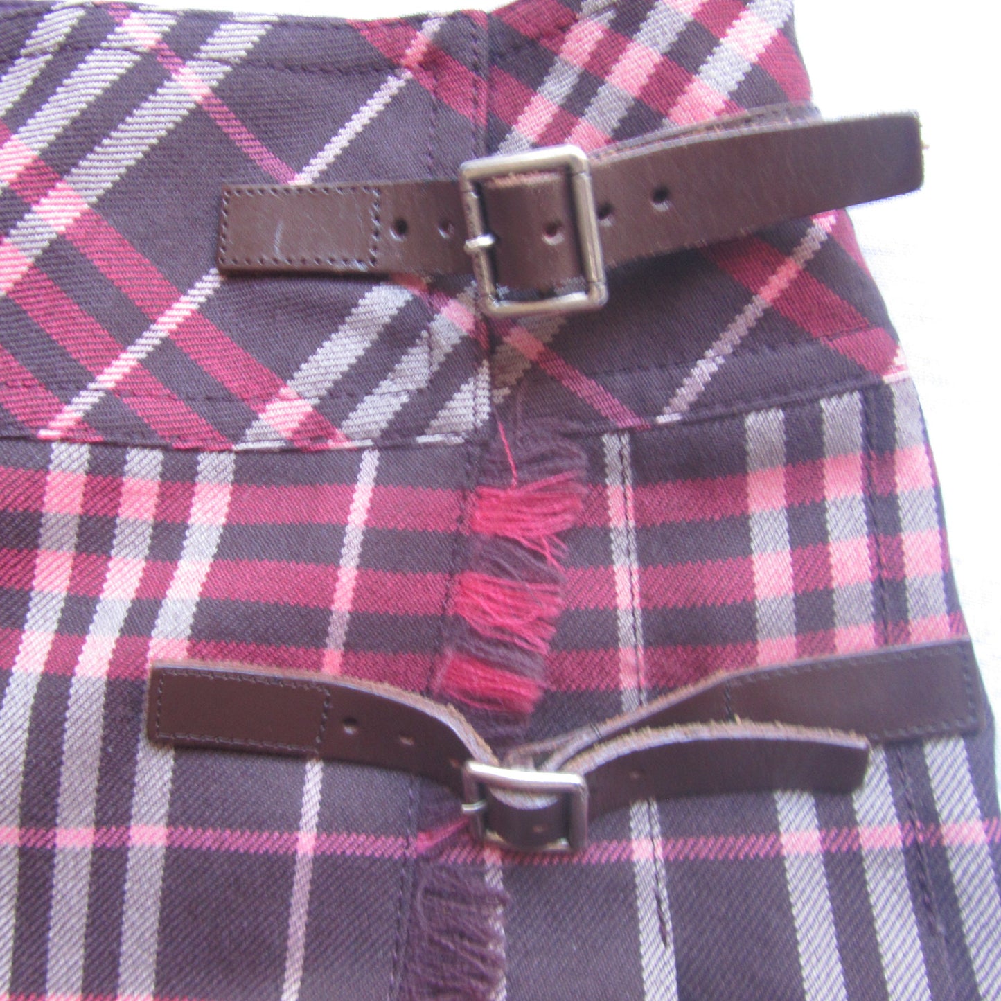 burberry blue label iconic vintage mini skirt in burgundy