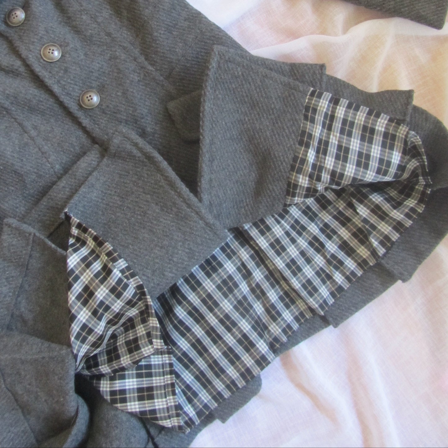 burberry blue label vintage grey pleated flirty coat (size 36, XS)