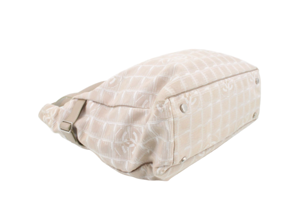 chanel new travel line tote bag in beige