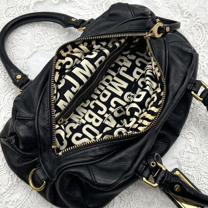 marc by marc jacobs black vintage baby groovee bag